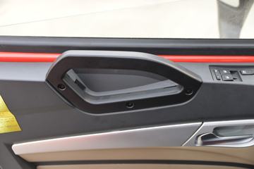 �й����� HOWO N5W�п� 220���� 4X2 6.75�������ػ���(�߶�)(ZZ1185K5113E1)ͼƬ