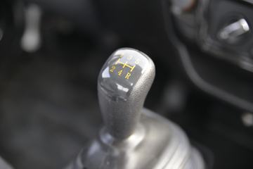 �ƿ�ŷ�� V5ϵ�� 122���� 3.95�׵��������Ῠ(����)ͼƬ