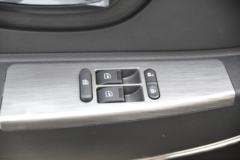 唐骏欧铃 V5系列 102马力 3.95米单排栏板轻卡(ZB1042VDD2V)