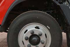 大运 新奥普力 156马力 4.12米单排栏板轻卡(CGC2043HDE33E)