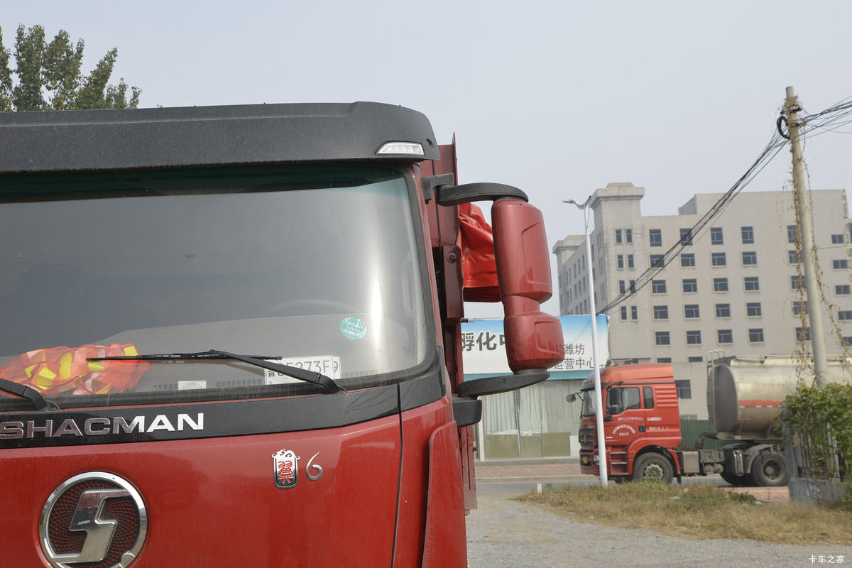 ó 6 ǿ 270 8X4 6.8ж(SX3315GP5)                                                