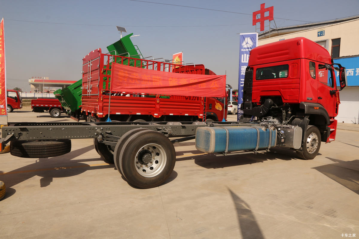 �й����� ���N5G�п� ���ݰ� 240���� 4X2 6.75�������ػ������                                                