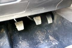 长安 凯程F70 行政版 2.5T柴油 150马力 四驱 长轴国六双排皮卡