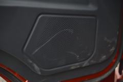 解放 虎VH 190马力 5.4米排半仓栅式轻卡(CA5140CCYP40K62L5E5A85)