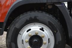 解放 虎VH 190马力 5.4米排半仓栅式轻卡(CA5140CCYP40K62L5E5A85)