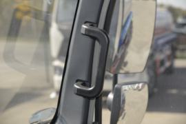 重汽HOWO轻卡底盘&nbsp;洒水车/喷洒车驾驶室图片