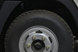 重汽HOWO轻卡底盘&nbsp;洒水车/喷洒车底盘图片