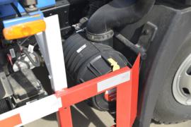 重汽HOWO轻卡底盘&nbsp;洒水车/喷洒车底盘图片