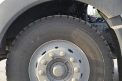 中国重汽 HOWO TX7 310马力 8X4 吸污车(绿叶牌)
