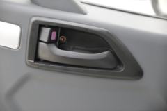 唐骏欧铃 T3系列 143马力 4.15米单排栏板轻卡(ZB1040JDD6V) 唐骏欧铃 T3系列 143马力 4.15米单排栏板轻卡(ZB1040JDD6V)