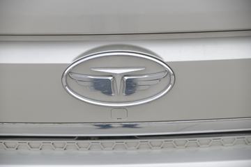 �ƿ�ŷ�� V5ϵ�� 105���� CNG 2.51��˫�������ῨͼƬ