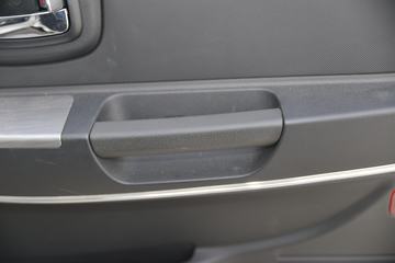 �ƿ�ŷ�� V5ϵ�� 105���� CNG 2.51��˫�������ῨͼƬ