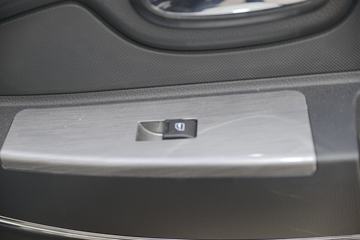 �ƿ�ŷ�� V5ϵ�� 105���� CNG 2.51��˫�������ῨͼƬ