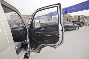 �ƿ�ŷ�� V5ϵ�� 105���� CNG 2.51��˫�������ῨͼƬ