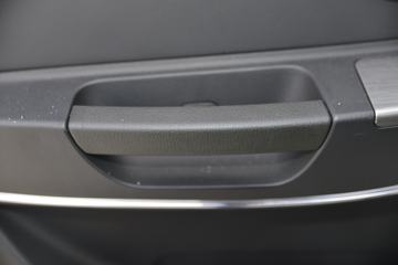 �ƿ�ŷ�� V5ϵ�� 105���� CNG 2.51��˫�������ῨͼƬ