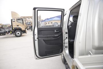 �ƿ�ŷ�� V5ϵ�� 105���� CNG 2.51��˫�������ῨͼƬ