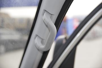 �ƿ�ŷ�� V5ϵ�� 105���� CNG 2.51��˫�������ῨͼƬ