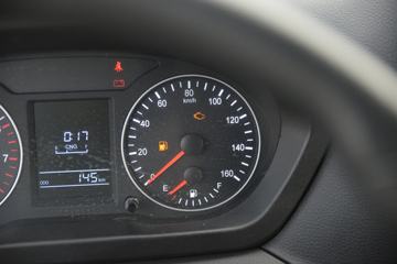 �ƿ�ŷ�� V5ϵ�� 105���� CNG 2.51��˫�������ῨͼƬ