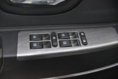 唐骏欧铃 V5系列 105马力 CNG 2.51米双排栏板轻卡(ZB1035VSD5L)