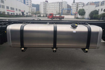 �����½� ����D7V 320���� 6X2 9.6�������ػ���(DFV1257GP6D)ͼƬ