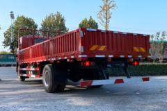 大运 致胜中卡 160马力 4X2 6.75米栏板载货车(DYQ1182D5AB)