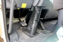 福田 奥铃大黄蜂 220马力 9.78米排半厢式载货车(BJ5188XXYKPFN-AF1)