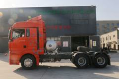 中国重汽 汕德卡SITRAK G7重卡 440马力 6X4 LNG牵引车(国六)(ZZ4256V384HF1LB)
