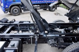 大金刚ES3&nbsp;自卸车底盘                                                图片