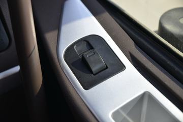 �������� ����H5�п� 260���� 6X2 9.7�ײ�դʽ�ػ���(LZ5251CCYH5CB1)ͼƬ