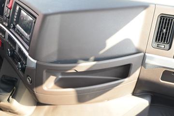 �������� ����H5�п� 260���� 6X2 9.7�ײ�դʽ�ػ���(LZ5251CCYH5CB1)ͼƬ