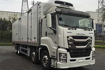 庆铃 五十铃巨咖 380马力 8X4 9.55米冷藏车(QL5310XLCU2VDHJ)