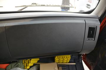 ���� ������D9 170���� 4X2 6.8����ʽ�ػ���ͼƬ