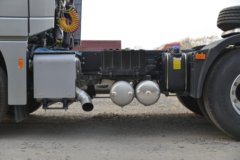 大运 N9H重卡 远航版 460马力 6X4牵引车(CGC4250D5FCCH)