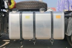 长征汽车 凤凰C5重卡 400马力 6X4牵引车(CZ4251SU45)
