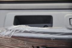 东风 多利卡D9 195马力 4X2 6.8米栏板载货车(国六)(EQ1181L9CDG)