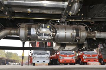 ���� ������D9 195���� 4X2 6.8�������ػ���(����)(EQ1181L9CDG)ͼƬ