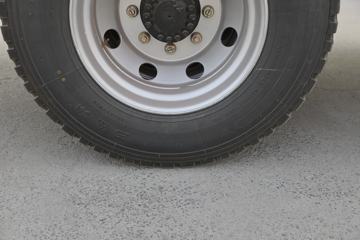 ���� ������D9 195���� 4X2 6.8�������ػ���(����)(EQ1181L9CDG)ͼƬ