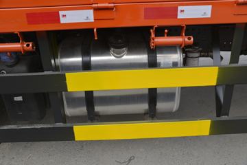 ���� ������D9 195���� 4X2 6.8�������ػ���(����)(EQ1181L9CDG)ͼƬ