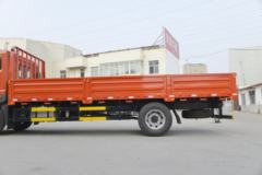 东风 多利卡D9 195马力 4X2 6.8米栏板载货车(国六)(EQ1181L9CDG)