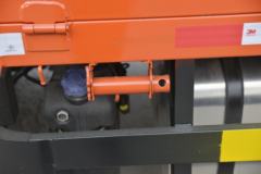 东风 多利卡D9 195马力 4X2 6.8米栏板载货车(国六)(EQ1181L9CDG)