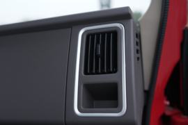 泓图300&nbsp;载货车驾驶室                                               图片