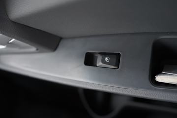 �ִ����ó� ʢͼH3 129���� 4X2 4.12�׵�����ʽ�ػ���(5��)(CHM5045XXYGDC33V)ͼƬ