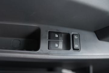 �ִ����ó� ʢͼH3 129���� 4X2 4.12�׵�����ʽ�ػ���(5��)(CHM5045XXYGDC33V)ͼƬ