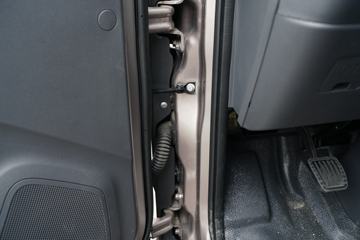 �ִ����ó� ʢͼH3 129���� 4X2 4.12�׵�����ʽ�ػ���(5��)(CHM5045XXYGDC33V)ͼƬ