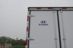 现代商用车 盛图H3 129马力 4X2 4.12米单排厢式载货车(5挡)(CHM5045XXYGDC33V)