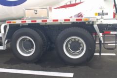 上汽红岩 杰狮H6 350马力 8X4 混凝土搅拌运输车(CQ5317GJBSV09286)