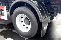 上汽红岩 杰豹H6 240马力 4X2 6.8米冷藏车(CQ5187XLCEY05501)