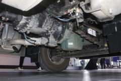 一汽解放 新J6L重卡 领航版2.0 240马力 4X2 6.8米厢式载货车(国六)(CA5180XXYP62K1L4E6)