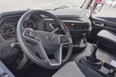 上汽红岩 杰虎H6 360马力 8X4 6.8米LNG自卸车(国六)(CQ5317ZLJED10326T)