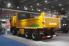 福田 欧曼GTL 9系重卡 质享版 360马力 8X4 自卸车